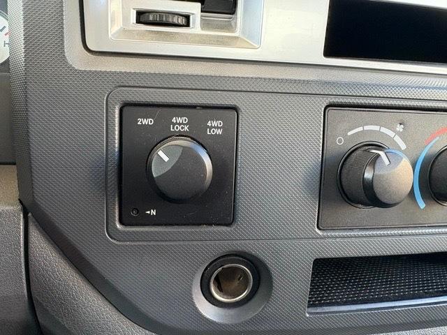 Dodge Ram 1500 SLT Quad Cab 4WD 2007