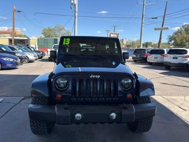 Jeep Wrangler Unlimited Sahara 4WD 2013