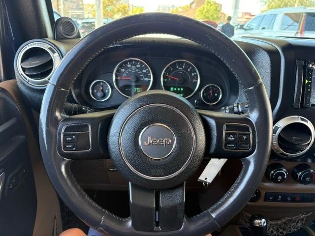 Jeep Wrangler Unlimited Sahara 4WD 2013