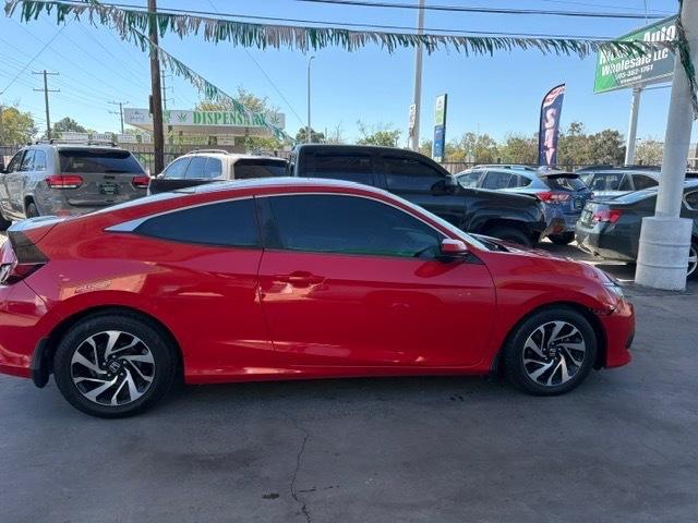 Honda Civic LX coupe 2016