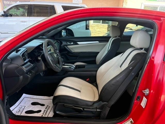 Honda Civic LX coupe 2016