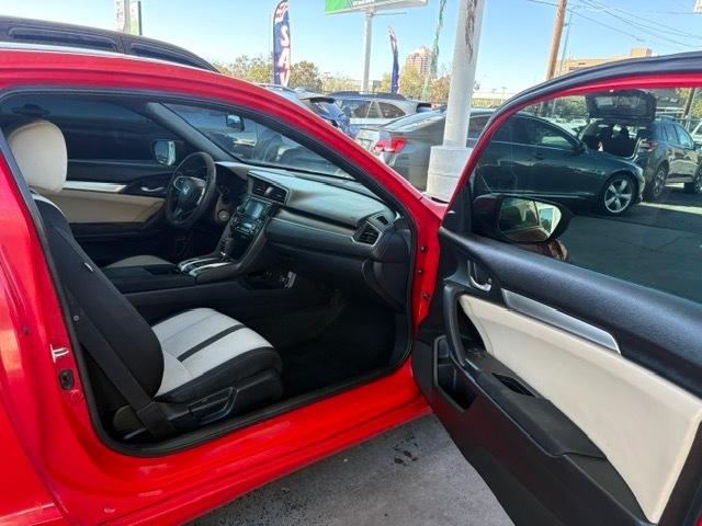 Honda Civic LX coupe 2016