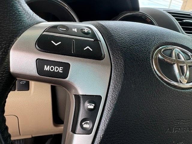 Toyota Highlander Limited 4WD 2011