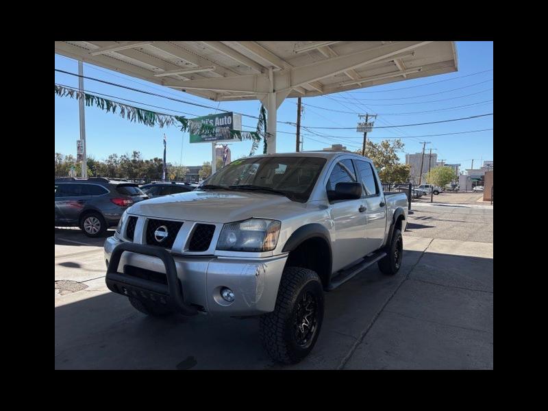 2005 Nissan Titan XE Crew Cab 4WD