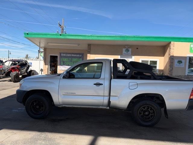 Toyota Tacoma Regular Cab 2WD 2006
