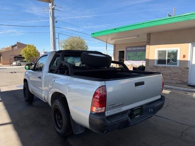 Toyota Tacoma Regular Cab 2WD 2006