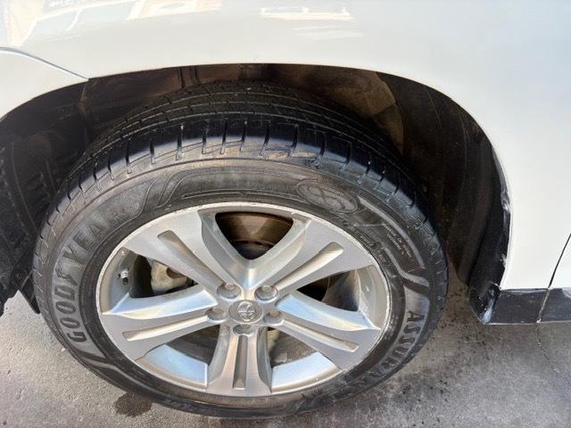 Toyota Highlander Limited 4WD 2012