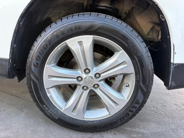 Toyota Highlander Limited 4WD 2012