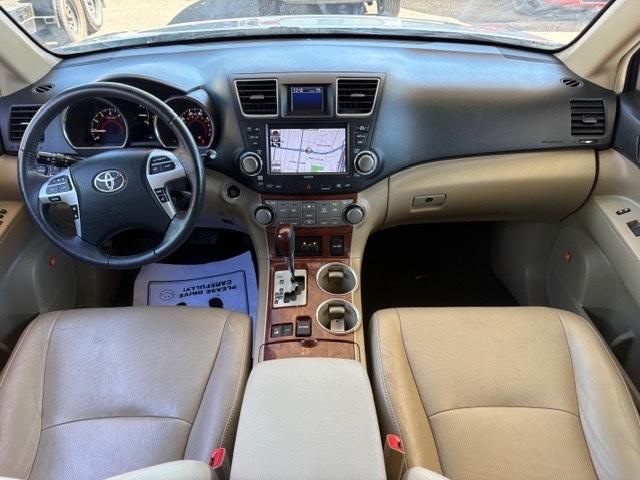 Toyota Highlander Limited 4WD 2012
