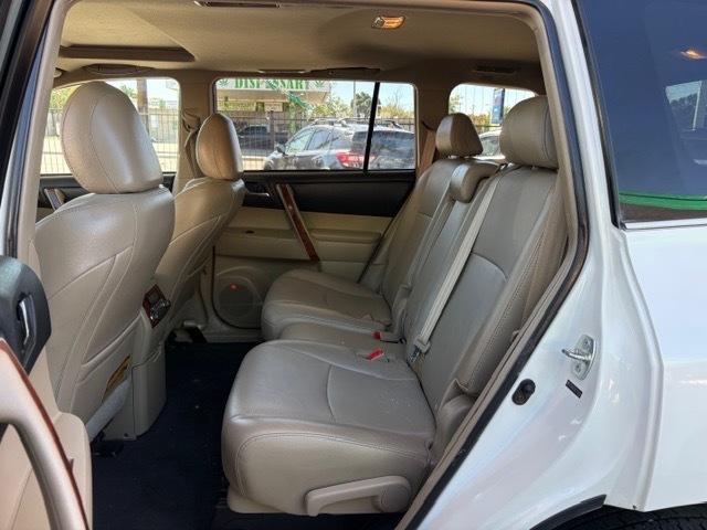 Toyota Highlander Limited 4WD 2012