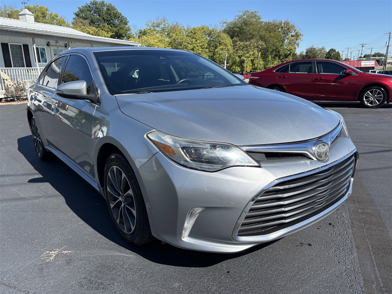 Toyota Avalon XLE Premium (Natl) 2017