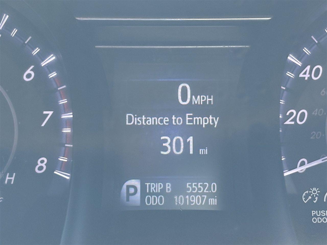 Toyota Avalon XLE Premium (Natl) 2017