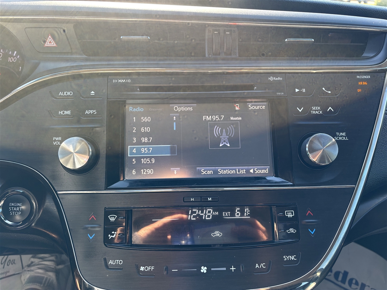 Toyota Avalon XLE Premium (Natl) 2017