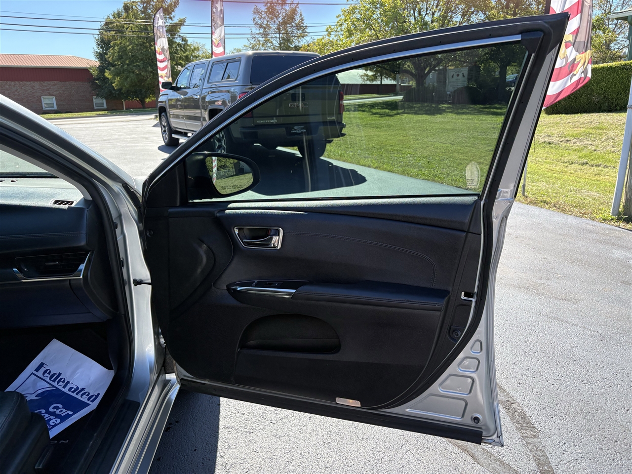 Toyota Avalon XLE Premium (Natl) 2017