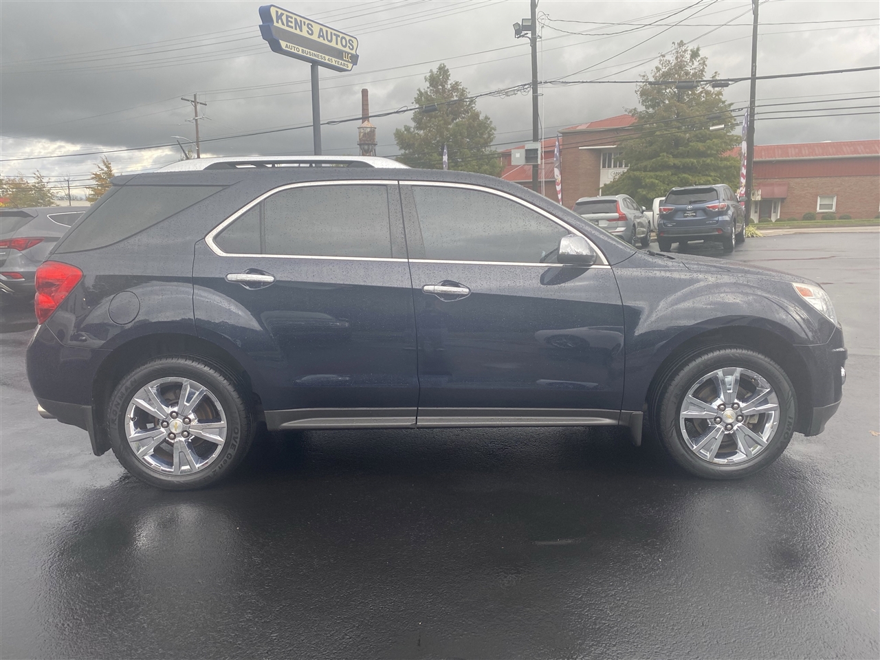 2015 Chevrolet Equinox LTZ photo 2