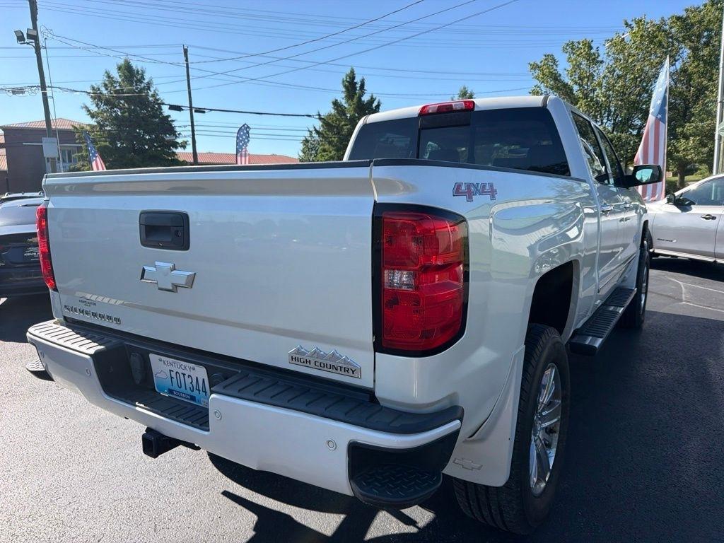 Chevrolet Silverado 1500 4WD Crew Cab 143.5" High Country 2015