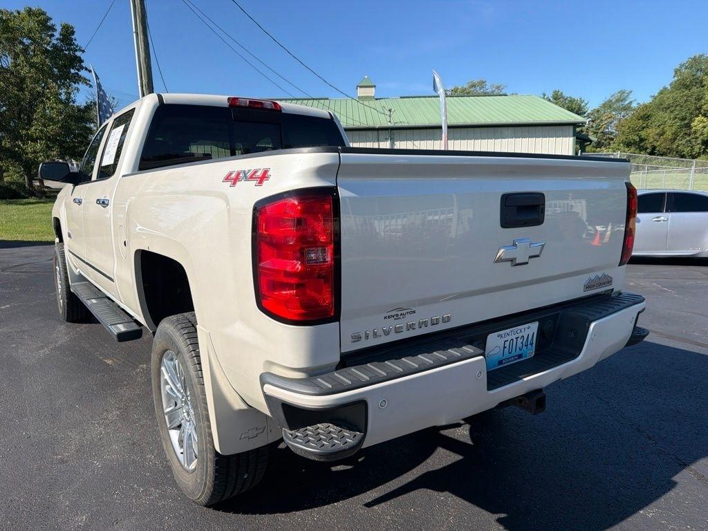 Chevrolet Silverado 1500 4WD Crew Cab 143.5" High Country 2015