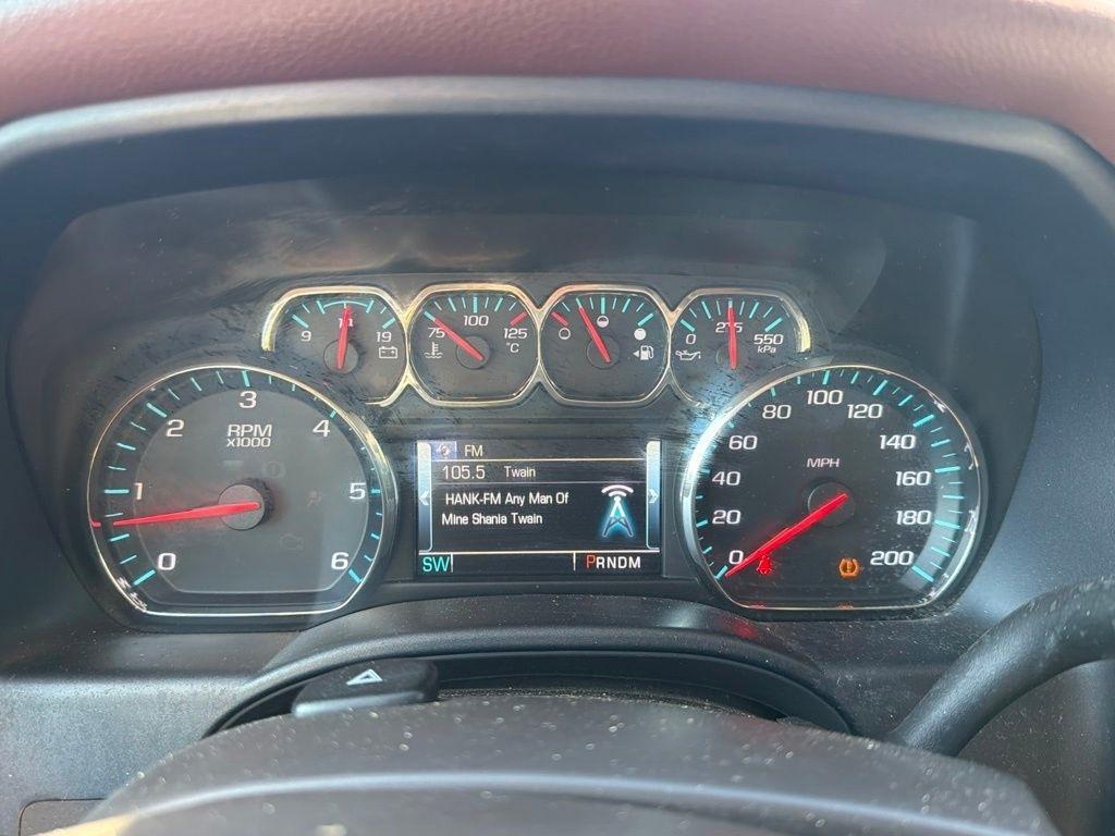 Chevrolet Silverado 1500 4WD Crew Cab 143.5" High Country 2015