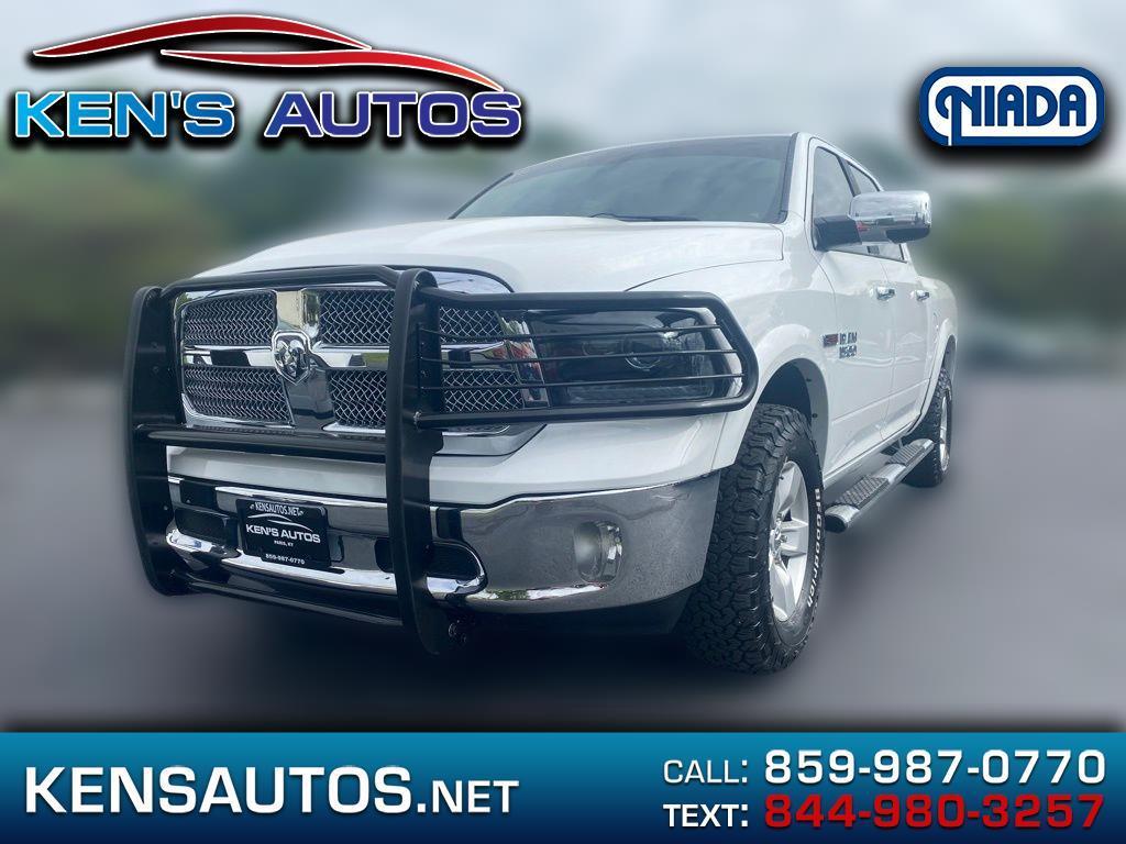 2015 RAM 1500 4WD Crew Cab 140.5" Laramie