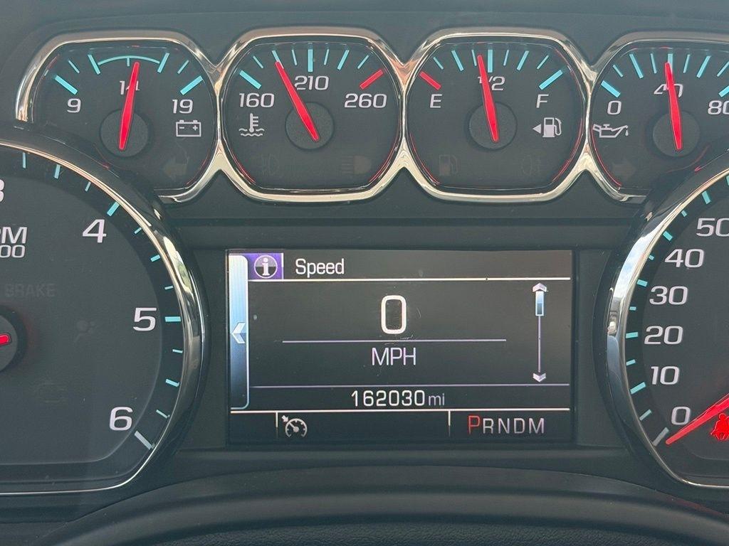 Chevrolet Suburban 4WD 4dr LT 2015