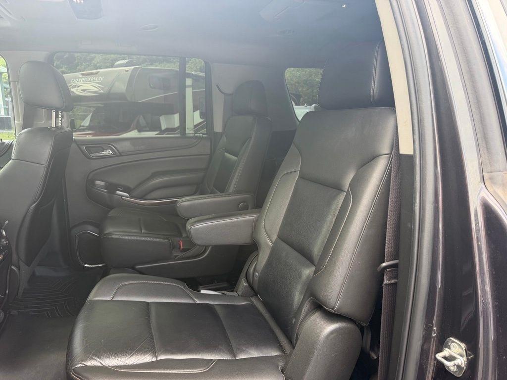 Chevrolet Suburban 4WD 4dr LT 2015