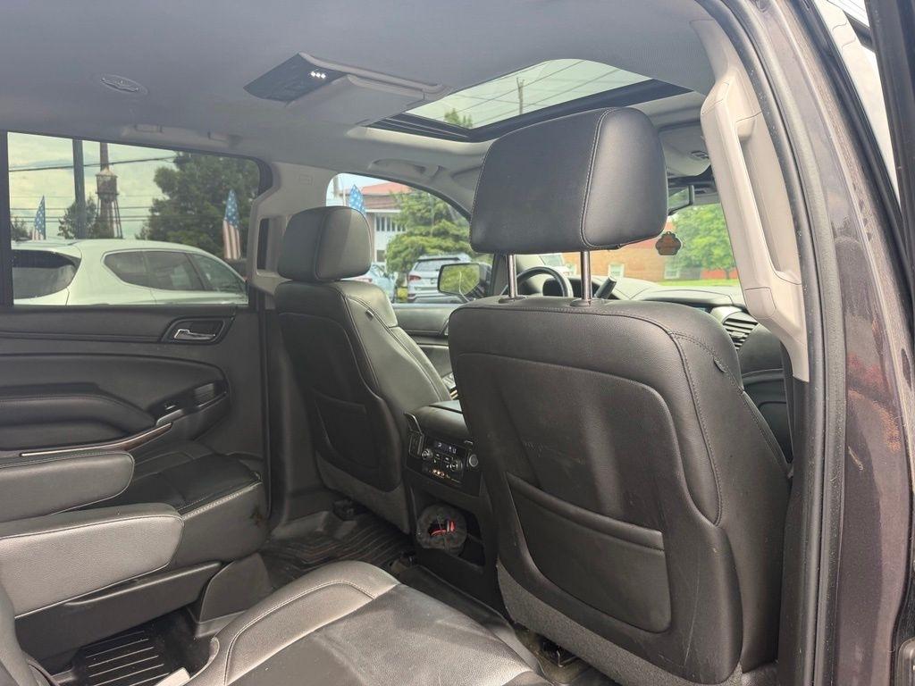 Chevrolet Suburban 4WD 4dr LT 2015