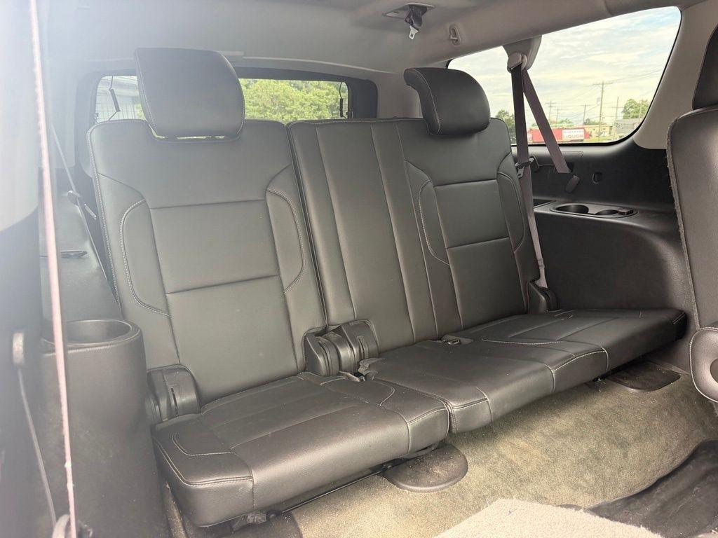 Chevrolet Suburban 4WD 4dr LT 2015