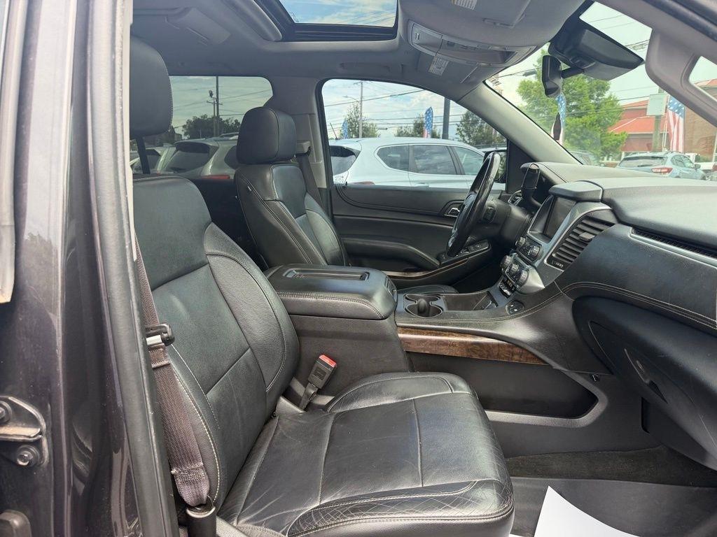 Chevrolet Suburban 4WD 4dr LT 2015