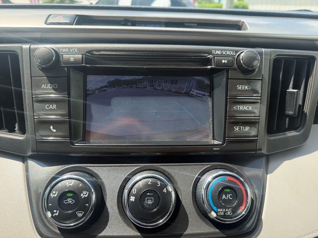 Toyota RAV4 FWD 4dr LE (Natl) 2015