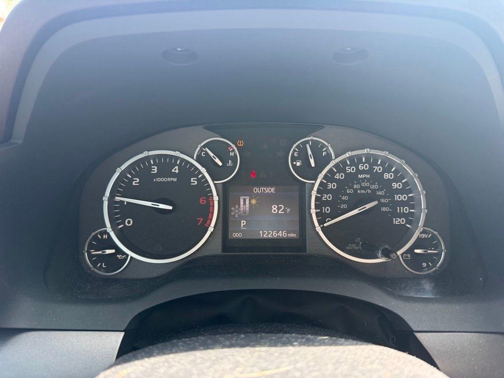 Toyota Tundra 4WD Truck Double Cab 5.7L FFV V8 6-Spd AT SR5 (Natl) 2014