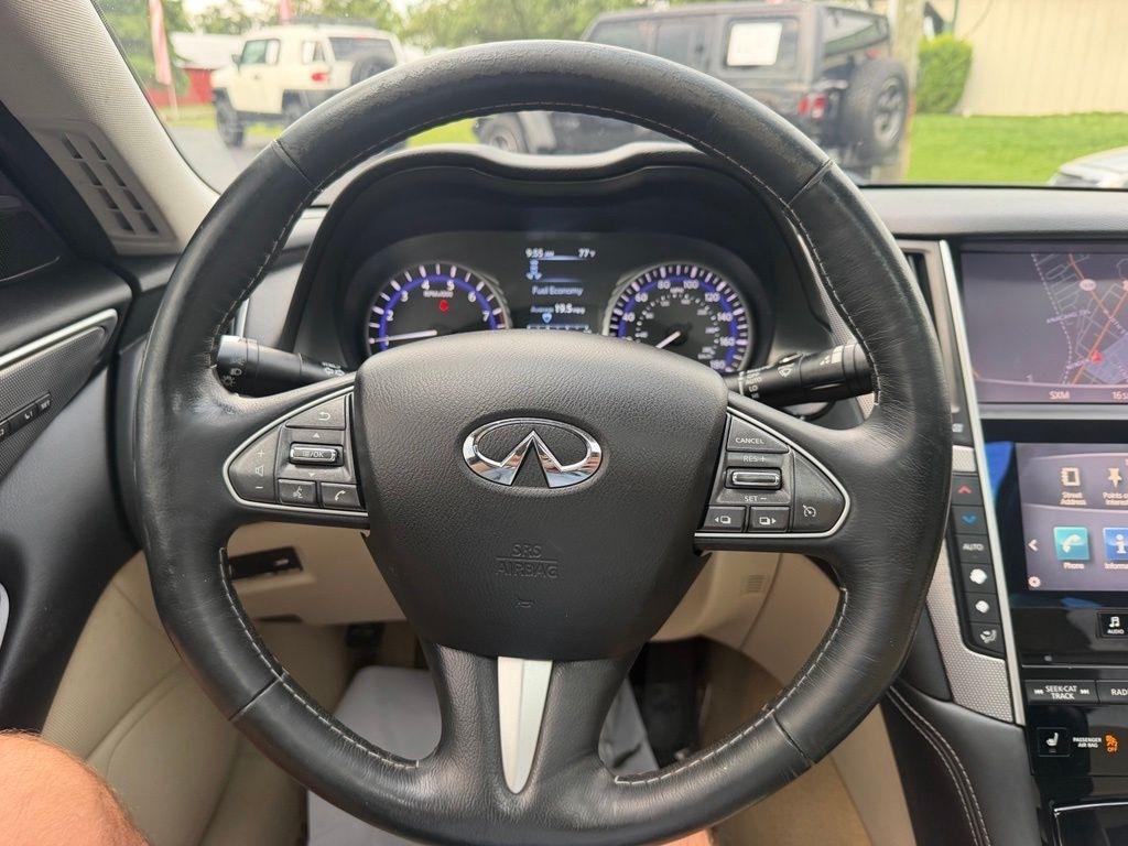 Infiniti Q50 4dr Sdn 3.0t Premium RWD 2016
