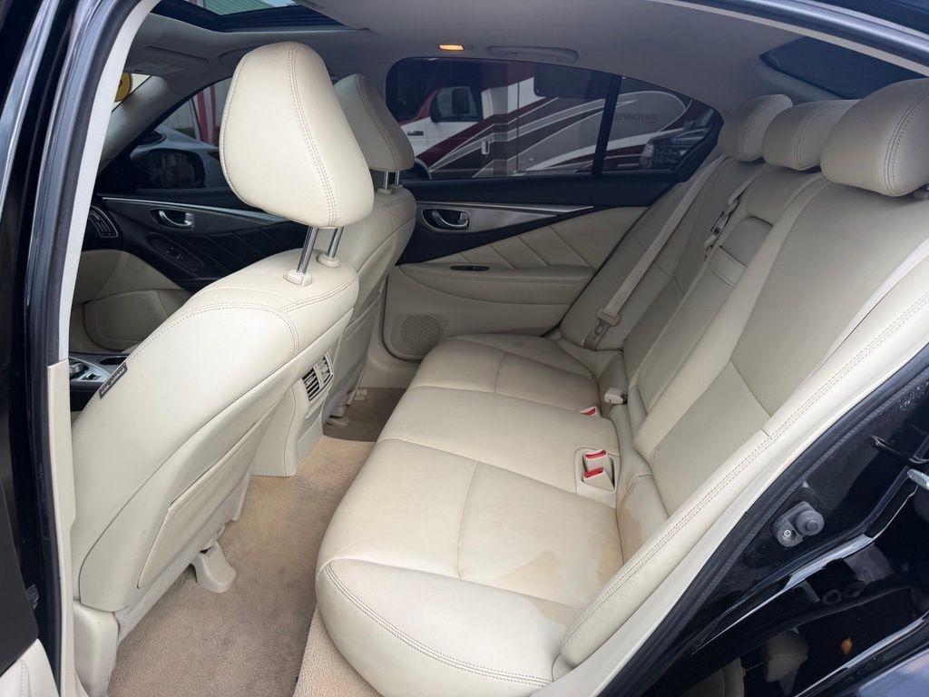 Infiniti Q50 4dr Sdn 3.0t Premium RWD 2016