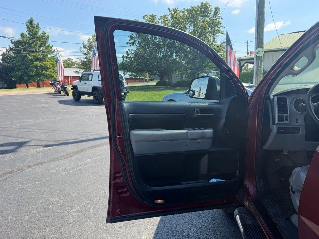 Toyota Tundra 2WD Truck CrewMax 4.7L V8 5-Spd AT (Natl) 2008