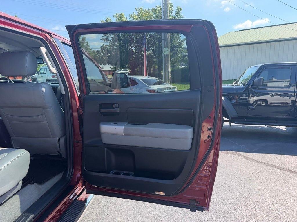 Toyota Tundra 2WD Truck CrewMax 4.7L V8 5-Spd AT (Natl) 2008