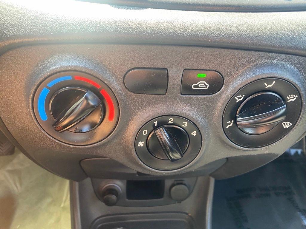 Hyundai Accent 3dr HB Man GL 2011