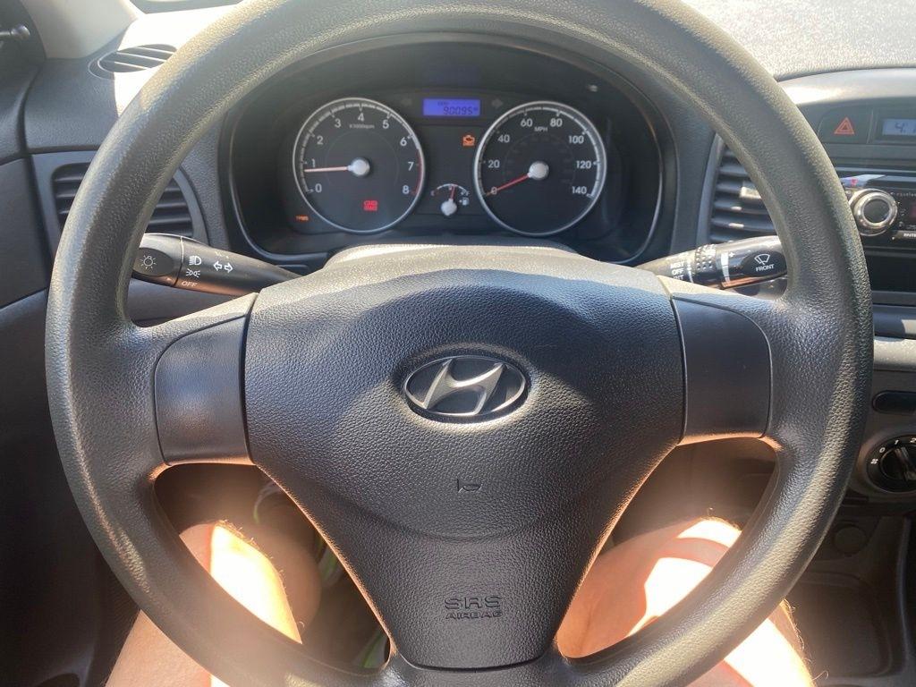 Hyundai Accent 3dr HB Man GL 2011