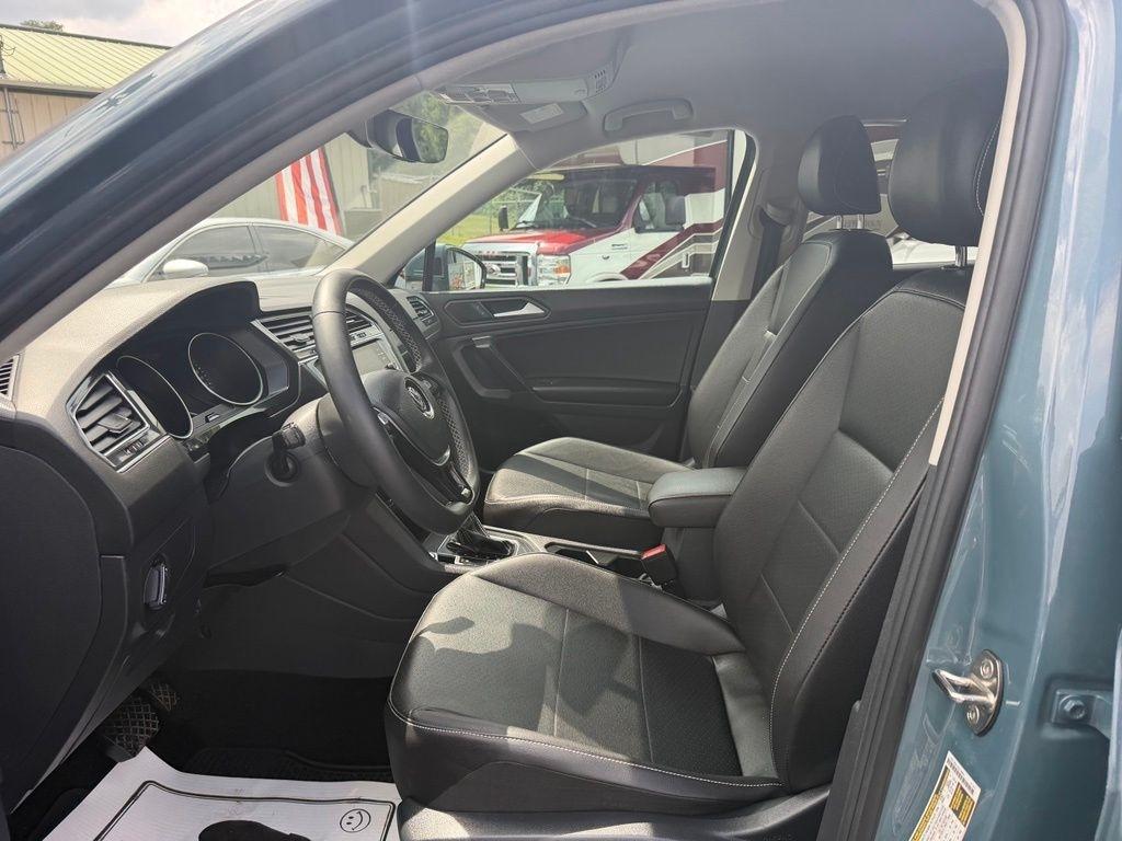Volkswagen Tiguan 2.0T SE R-Line Black FWD 2021