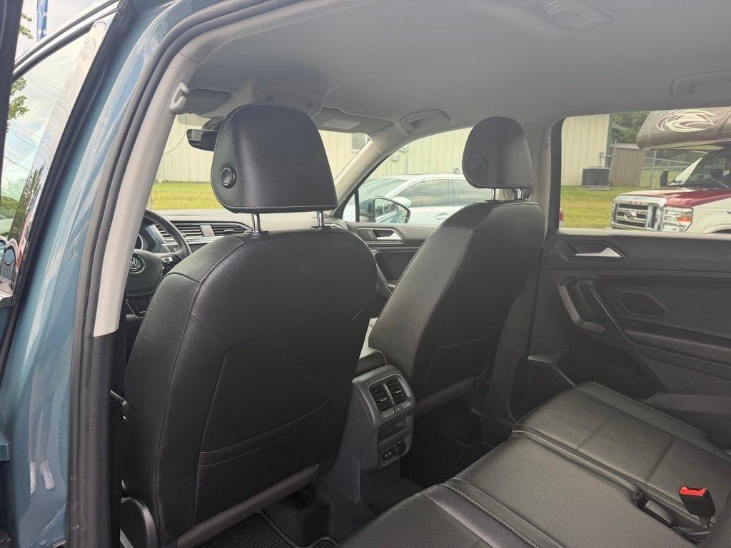 Volkswagen Tiguan 2.0T SE R-Line Black FWD 2021