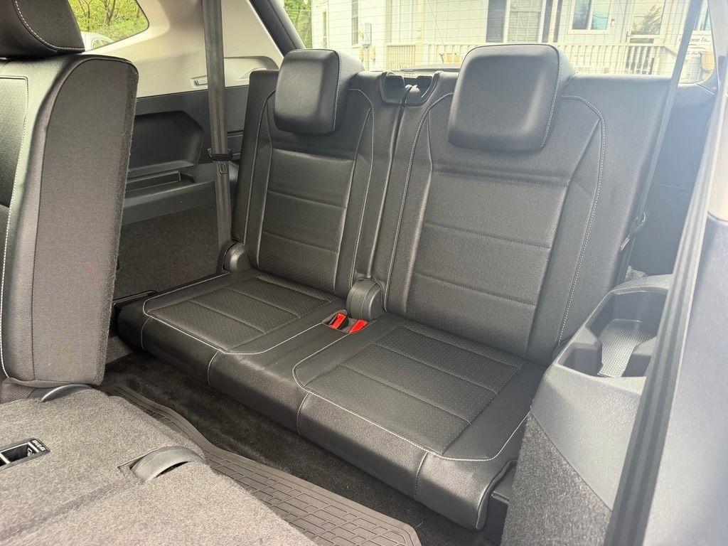 Volkswagen Tiguan 2.0T SE R-Line Black FWD 2021