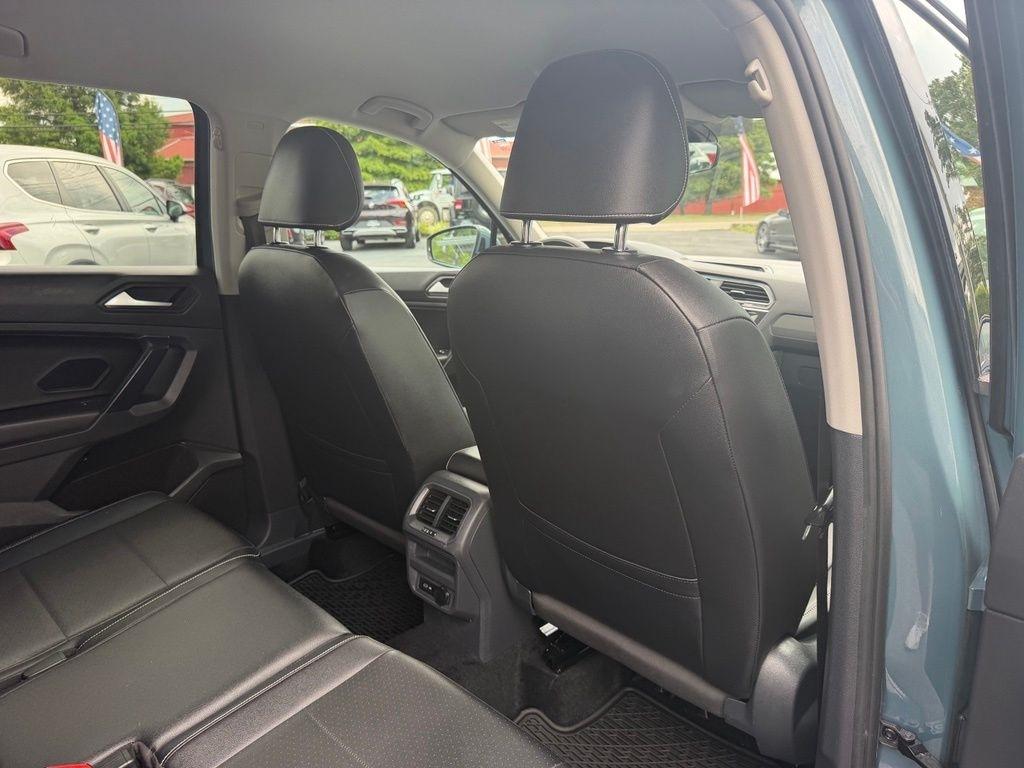 Volkswagen Tiguan 2.0T SE R-Line Black FWD 2021