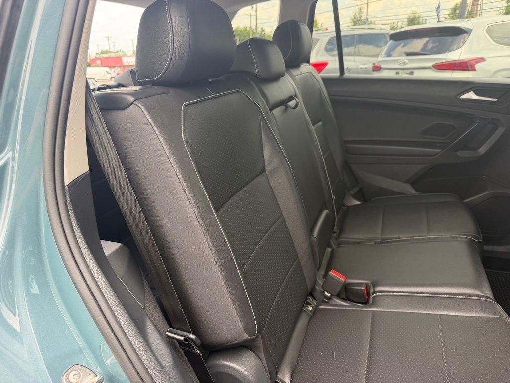 Volkswagen Tiguan 2.0T SE R-Line Black FWD 2021