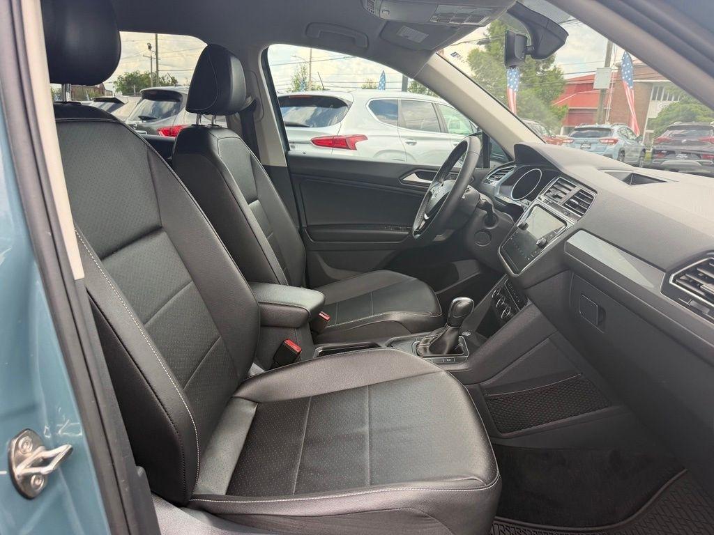 Volkswagen Tiguan 2.0T SE R-Line Black FWD 2021
