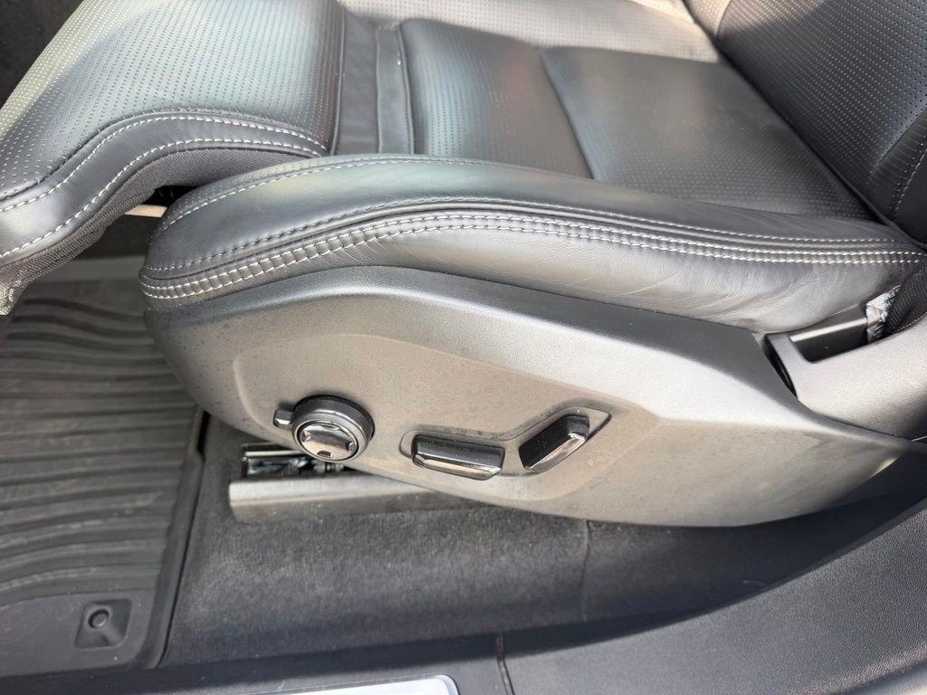Volvo XC90 Plug-In Hybrid T8 AWD Ultra 6-Seater 2025