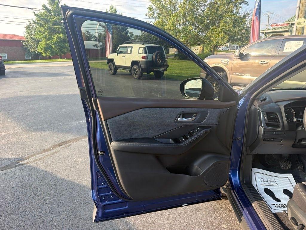 Nissan Rogue AWD SV 2023