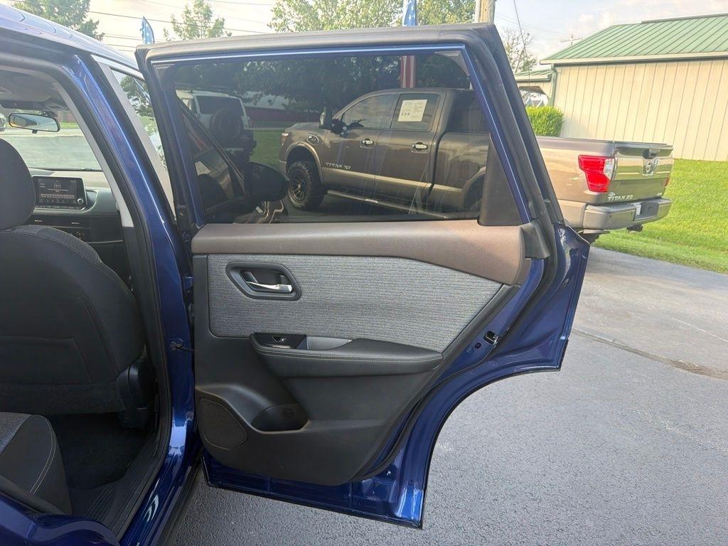 Nissan Rogue AWD SV 2023