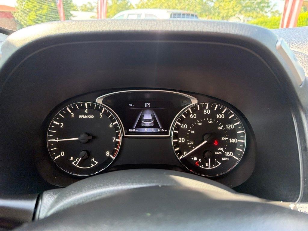 Nissan Pathfinder FWD SL 2019