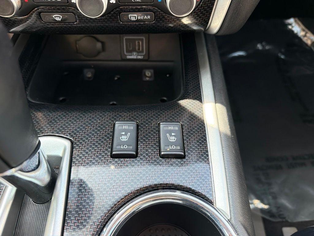 Nissan Pathfinder FWD SL 2019