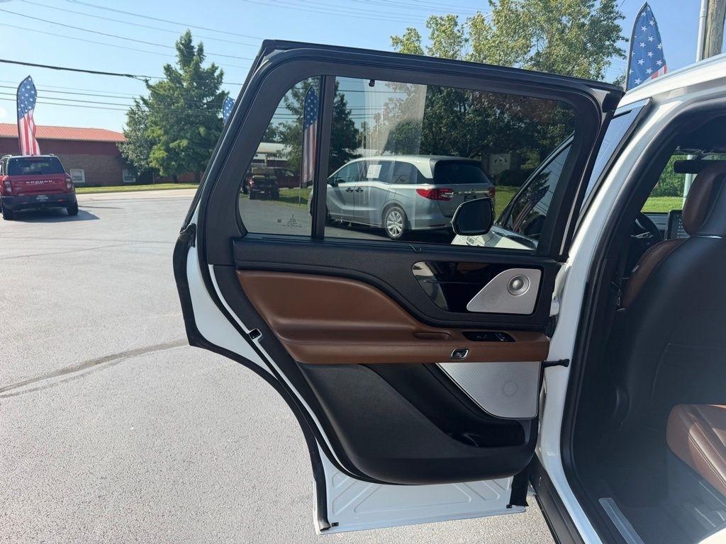 Lincoln Aviator Reserve AWD 2021