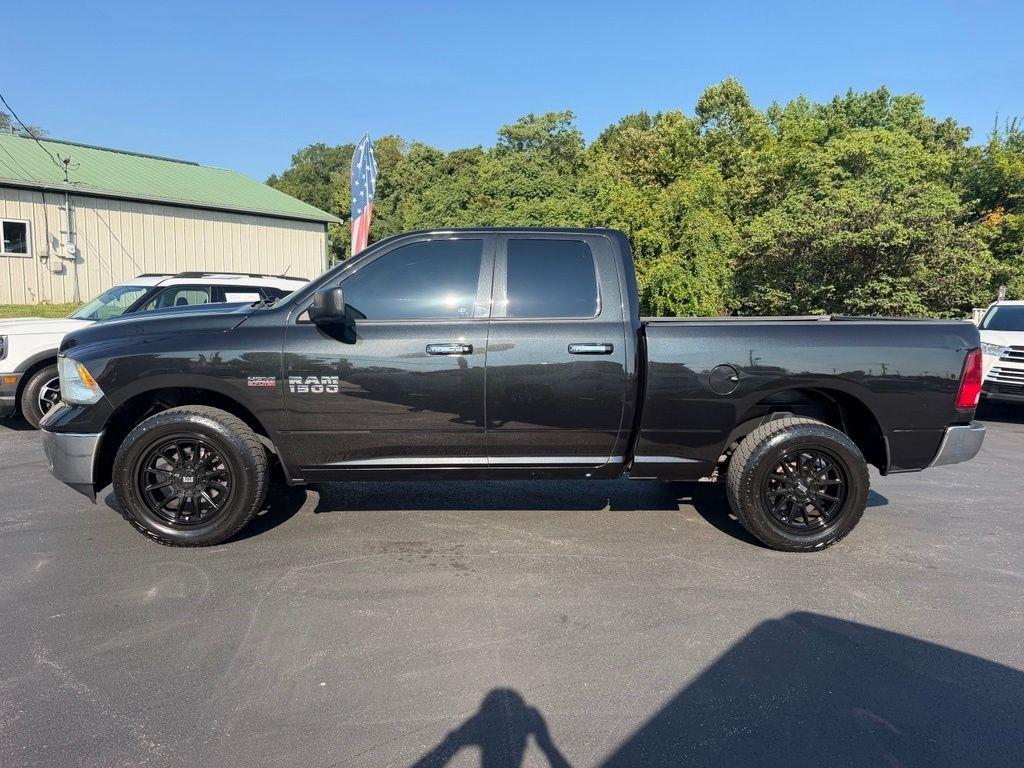 RAM 1500 4WD Quad Cab 140.5" Big Horn 2015