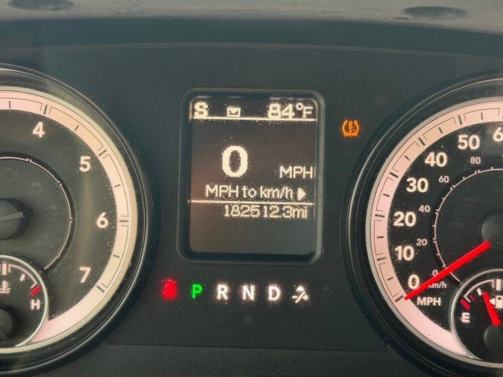 RAM 1500 4WD Quad Cab 140.5" Big Horn 2015